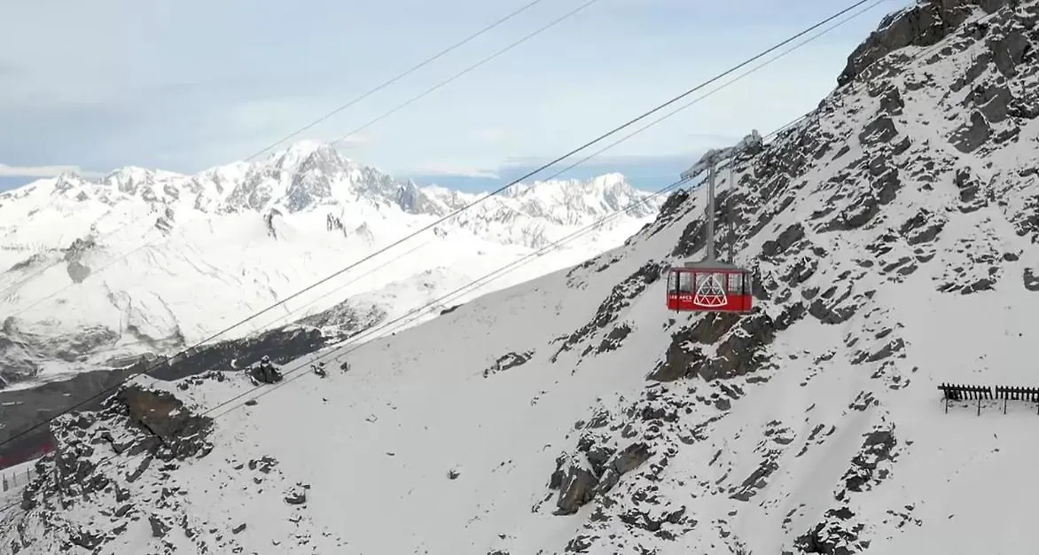 Apartament Arc 1950 Appt Luxe 2-4Pers -Skis Aux Pieds-Spa-Piscines Interieure Et Exterieure-Sauna-Hammam Les Arcs