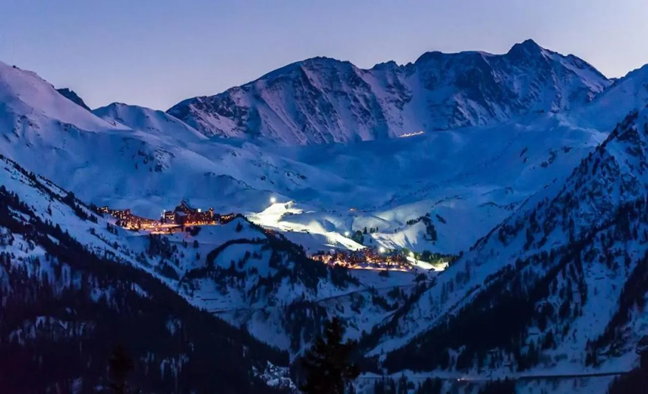 Apartament Arc 1950 Appt Luxe 2-4Pers -Skis Aux Pieds-Spa-Piscines Interieure Et Exterieure-Sauna-Hammam Les Arcs  Francja