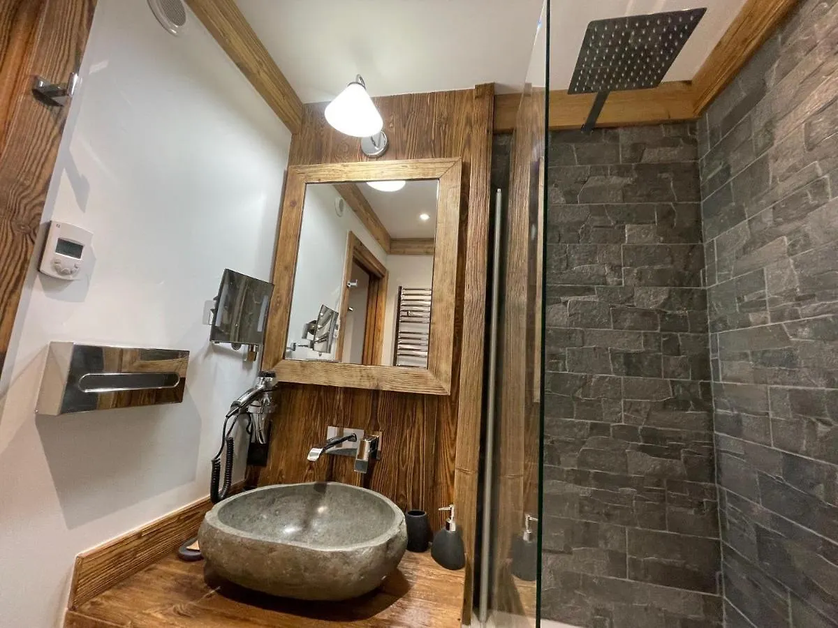 Arc 1950 Appt Luxe 2-4Pers -Skis Aux Pieds-Spa-Piscines Interieure Et Exterieure-Sauna-Hammam Les Arcs  0*, Les Arcs (Savoie)